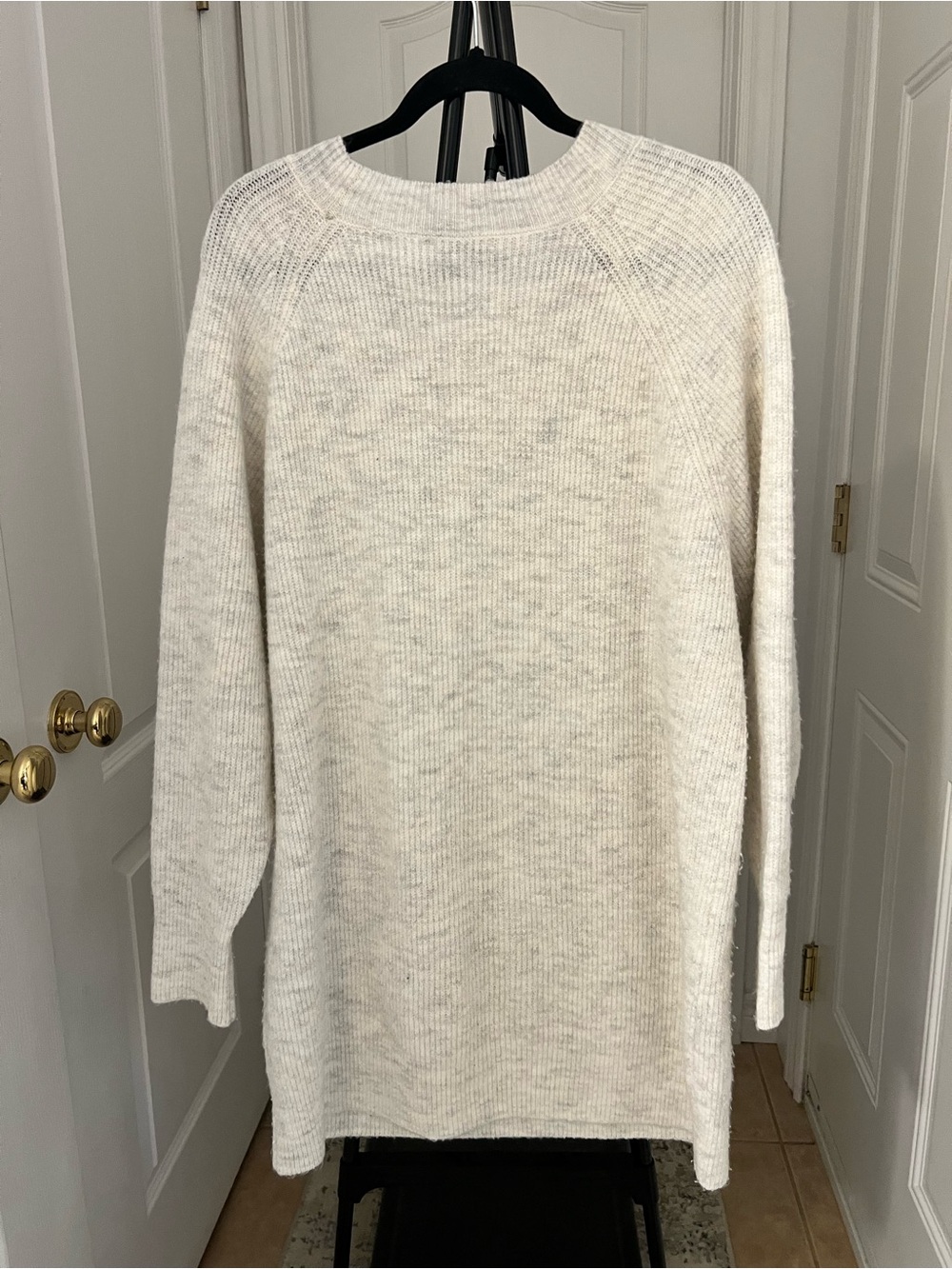 Cozy White Knit Sweater Dress by Dex Size Medium - Picture 4 of 5